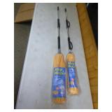 2 Magic Mops
