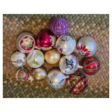Vintage Christmas Cheer Ornament Collection C