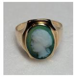 Gold Green Carved Cameo Ring Featuring a Girl ~ Size 5, 3g