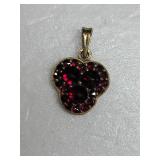 14K Yellow Gold Garnet Clover Pendant ~ 2g