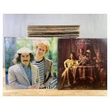 90+ Vinyl LP Album Collection - Chicago, Jane Fonda, Sonny & Cher, The Oak Ridge Boys, Simon & Garfunkel, Pavarotti, The Kingston Trio, The Grass Roots *C