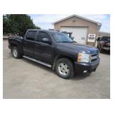 2010 Chevy 4X4 Silverado LTZ Pickup