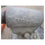Concrete Bull Float & Handles 8"x48"