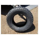 (New) BF Goodrich LT255/75 R17 Tire
