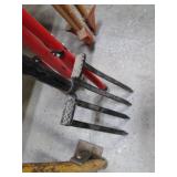 Hand Tools & Tripods