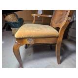French provincial Dining Table & Chairs