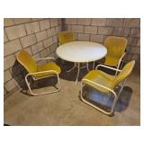 Samsonite MCM Patio Table Set
