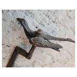 Victorian Sewing Bird Clam
