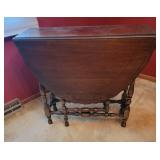 Vintage Mahogany Gateleg Table