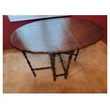 Vintage Mahogany Gateleg Table