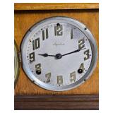 Antique Ingraham Wooden Mantel Clock
