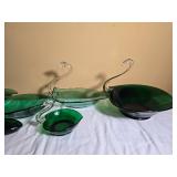 Emerald Green Hand Blown Swan Art Glass Collection