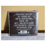 *AUTOGRAPH* Kelly Clarkson CD Meaning of Life