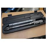 Precision Instruments M2FR100F 3/8" Drive Click Type Torque Wrench - 20-100 Ft Lb