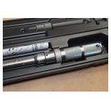 Precision Instruments M2R100F 3/8" Drive Click Type Torque Wrench - 20-100 Ft Lb