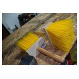 Bon Stucco Dash Brushes and Scoop