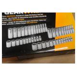 GearWrench 47-Piece 1/4" Drive SAE/Metric Standard & Deep Mechanics Tool Set