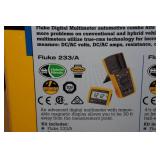 Fluke 233/A Digital Automotive Meter with Removable Display