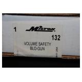 *5* Milton 132 Volume Safety Blo-Guns