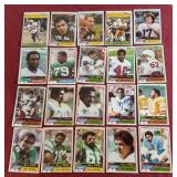 (20) 1981 Topps Football Cards