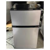 3.2 Cubic Foot Refrigerator/Freezer