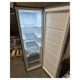 Hisense 10.2 Cubic Foot Upright Convertible Freezer/Fridge