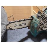 Makita® 18V 4-1/2" Bar Chainsaw XCU01 with Battery, Charger