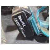 Makita® 18V 4-1/2" Bar Chainsaw XCU01 with Battery, Charger