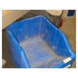 Lot of (10) Plastic Stackable Storage Bins 10" x 14" x 7"