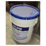 Uline Ice Melt S-14954 5-Gallon Pail (in original packaging)