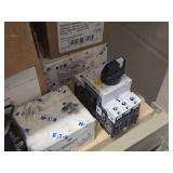 Lot of (1 Shelf) 15/20 Amp Circuit Breakers (assorted)