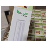 Lot of (40) Maxlite Max LED 6PLGX 23LED35 13 W 3500K
