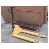 Uline 5500-lbs Pallet Truck H-1043