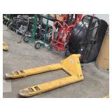 Uline 5500-lbs Pallet Truck H-1043