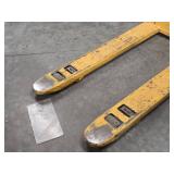 Uline 5500-lbs Pallet Truck H-1043