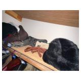 Mixed Winter Accessories Lot Scarves Gloves Hats Fur Style Estate Group