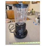 Sunbeam 4181 Blender With Stainless Pitcher