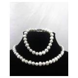 Freshwater Pearl Necklace and Bracelet Set