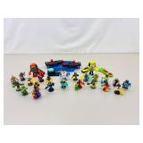 Lot of Vintage Legends of Akedo Figures