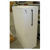 Wood laminate locking cubicle cabinet 15x30x48