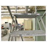 Large 8ft x 4 ft work bench