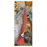 Rubber squeegee assembly for scrubber