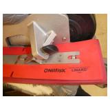 Rubber squeegee assembly for scrubber