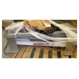 LDPI 380-T8 explosion proof light fixture 4 ft long, 4 bulbs