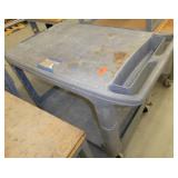 Rubbermaid warehouse cart