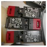 8 New Omron safety door latches
