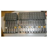 33 pieces of Siemens Simatic S7 I/O modules and 52 base modules