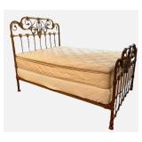 LBR1 -Vintage Ornate Victorian-Style Brass Bed Frame with Bedding