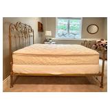 LBR1 -Vintage Ornate Victorian-Style Brass Bed Frame with Bedding