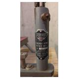 TR - Millers Falls Langdon Acme Miter Box No. 74c With Base